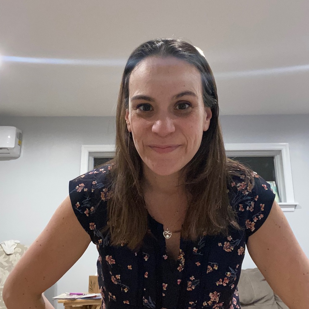 Meet your Posher, Lisa
